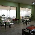 Piramides Szálloda 3*