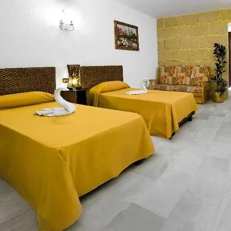 Piramides 3* Playa de las Americas (Tenerife)