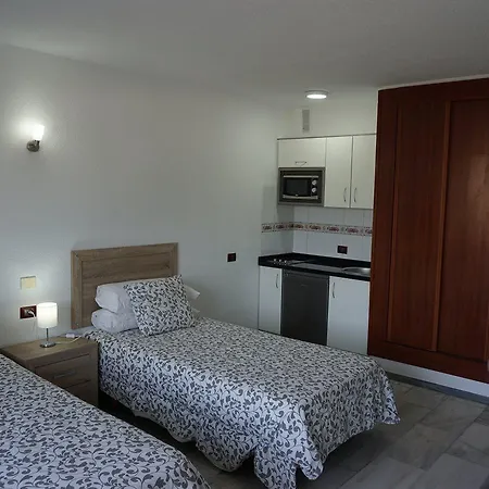 Piramides Otel