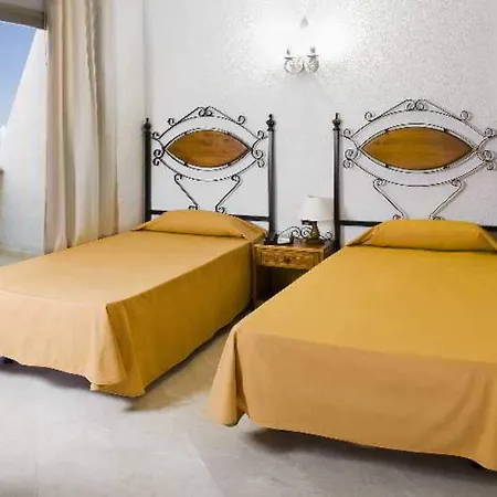 Hotel Piramides