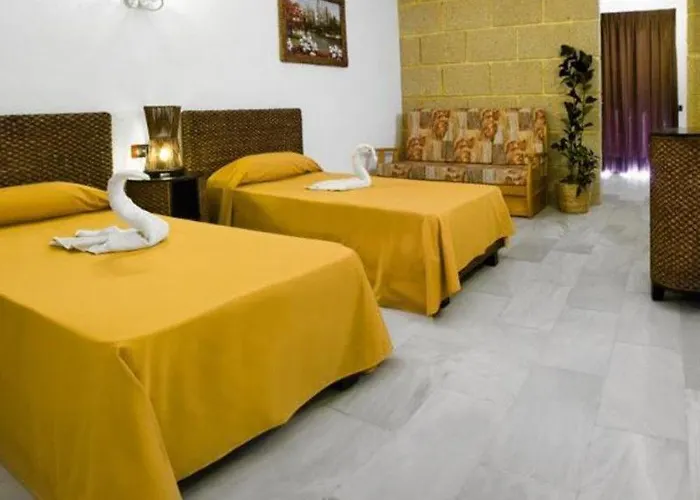 Piramides 酒店 美洲海滩