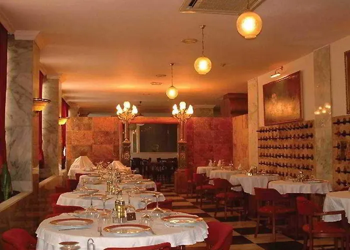 Отель Piramides 3*