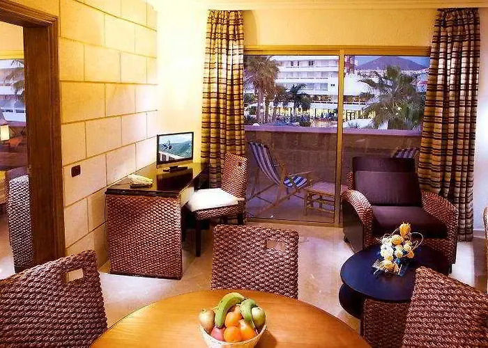 Piramides Hotel Playa de las Americas (Tenerife)